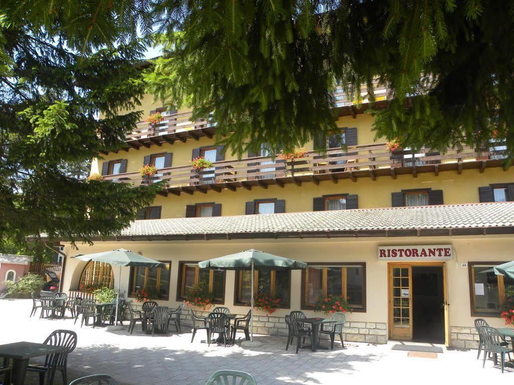 Life Hotels Des Alpes Folgaria Exterior foto